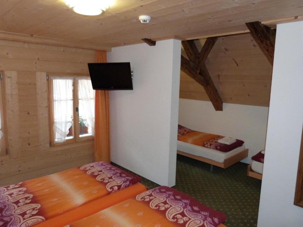 Hotel De Ville Rossiniere Room photo